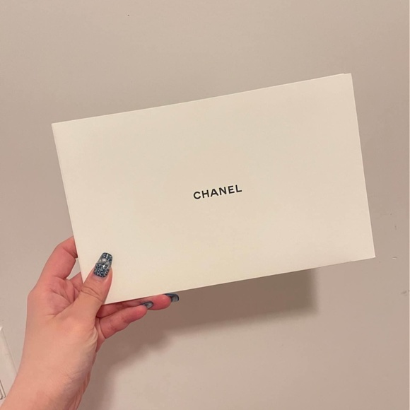 Chanel 22A Vanity Case – 2022 Limited Edition Green | Lambskin | With Box & Rece - Picture 4 of 5